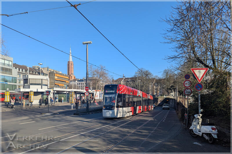 SWB Bus und Bahn (Stadtwerke Bonn Bus und Bahn) 2251